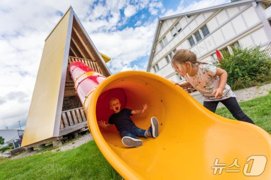 아펜첼 치즈 공장에 자리한 놀이터(스위스정부관광청 제공)