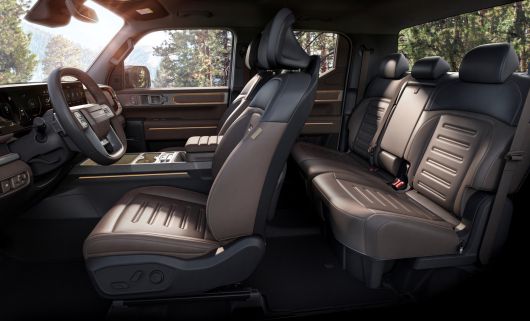 지난 4월 출시된 기아 준대형 픽업 '타스만' 내장 <자료사진>(기아 제공). 2025.05.04.