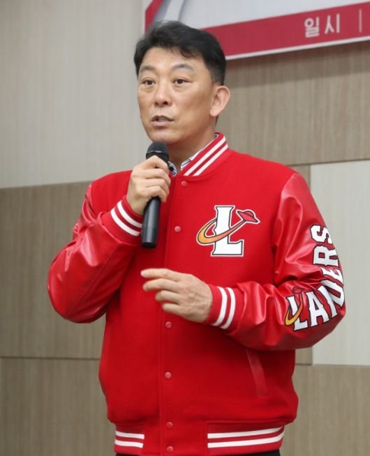 최근 스카우트팀장으로 복귀한 김성용 전 단장. (SSG 제공)