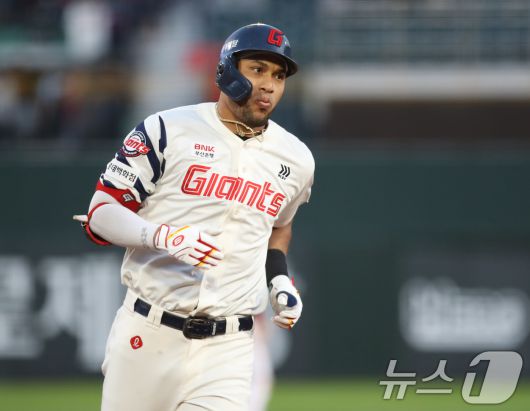롯데 자이언츠 외국인 타자 빅터 레이예스. 2025.5.7/뉴스1 ⓒ News1 윤일지 기자