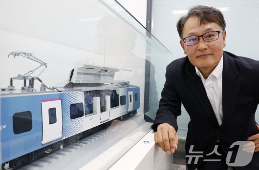 정경훈 SG레일 대표가 16일 고양시 대곡역에 위치한 SG레일 본사에서 뉴스1과 인터뷰에 앞서 포즈를 취하고 있다. 2025.5.16/뉴스1 ⓒ News1 이동해 기자