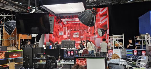 비프렌즈 본사에 설치된 라이브커머스 방송시설.  ⓒ News1 정은지 특파원