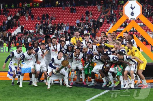 토트넘 홋스퍼는 2024-25 UEFA 유로파리그 우승을 차지했다. ⓒ AFP=뉴스1