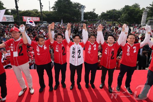 제21대 대통령 선거 사전투표 첫 날인 29일 김문수 국민의힘 대통령 후보가 인천 중구 자유공원에서 유세를 하고 있다. (공동취재) 2025.5.29/뉴스1 ⓒ News1 김민지 기자