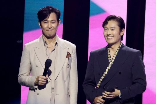 넷플릭스 오징어 게임3 제공