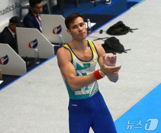 나리만 쿠르바노프가 2025 기계체조 아시아선수권대회 안마 결승에서 금메달을 목에 걸었다.2025.6.7./뉴스1 ⓒ News1 손도언 기자