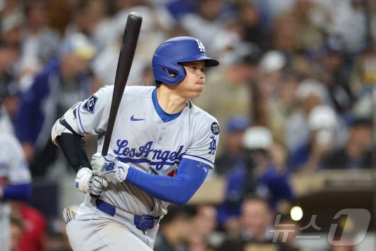 LA 다저스 오타니 쇼헤이는 11일(한국시간) 열린 2025 메이저리그 샌디에이고 파드리스전에서 안타 1개를 쳤지만 홈런을 생산하지 못했다. ⓒ AFP=뉴스1
