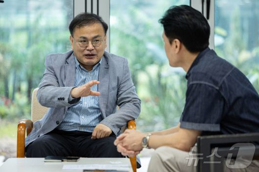 한경구 국회지역균형발전포럼 사무처장이 10일 오전 서울 여의도 국회에서 뉴스1과 인터뷰를 하고 있다. ⓒ News1 이재명 기자