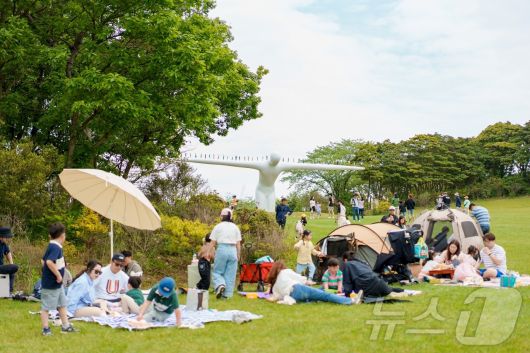 산이정원 하늘마루 (해남군 제공. 재판매 및 DB금지) /뉴스1 2025.6.10/뉴스1