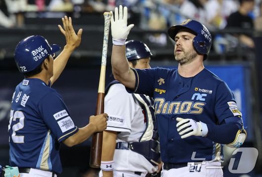 NC 다이노스 외국인 타자 맷 데이비슨은 2024 KBO리그에서 46개 아치를 그려 홈런왕에 올랐다. 뉴스1 DB ⓒ News1 김도우 기자