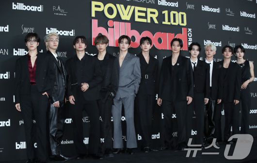 더보이즈 에릭(왼쪽부터)과 케빈, 상연, 선우, 현재, 영훈, 주연, 주학년, 큐, 제이콥, 뉴 2024.8.27/뉴스1 ⓒ News1 권현진 기자