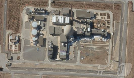 이스라엘이 19일 공습을 가한 이란 중서부 아라크 중수로 핵시설. 2025년 2월 15일 촬영한 맥사테크놀러지의 위성사진이다. 2025.2.15 ⓒ 로이터=뉴스1 ⓒ News1 강민경 기자