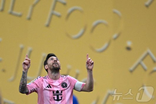 인터 마이애미의 리오넬 메시가 전 소속팀 PSG를 상대한다. ⓒ AFP=뉴스1