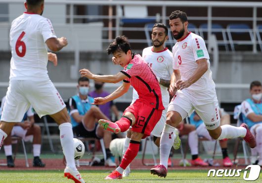 한동안 대표팀 오른쪽 수비라인의 주인이었던 김문환. ⓒ News1 김진환 기자