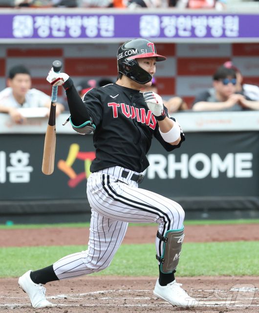 LG 트윈스 신민재. 2025.6.15/뉴스1 ⓒ News1 김기남 기자