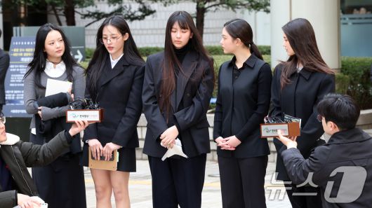 그룹 뉴진스(왼쪽부터 하니, 민지, 혜인, 해린, 다니엘) ⓒ News1 황기선 기자