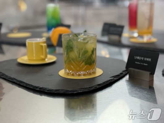 쏠비치남해 '비스트로 게미'에서 판매하는 남해 유자 베이스의 모히또 음료. ⓒ 뉴스1 김형준 기자