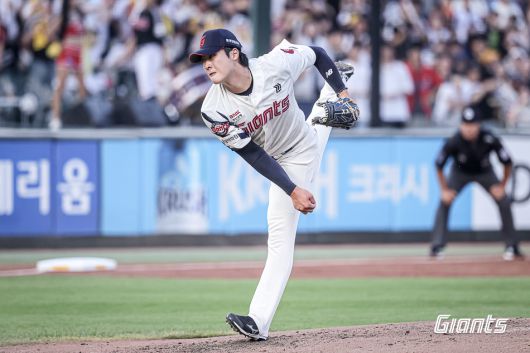 롯데 자이언츠 투수 이민석이 3일 열린 KBO리그 사직 LG 트윈스전에 선발 등판해 6⅔이닝 무실점 호투를 펼쳤다. (롯데 자이언츠 제공)