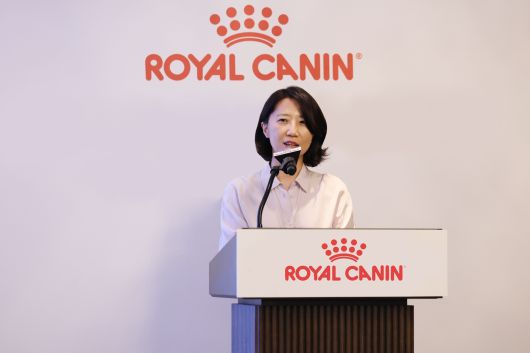 환영사하고 있는 박혜영 로얄캐닌코리아 상무(로얄캐닌 제공) ⓒ 뉴스1