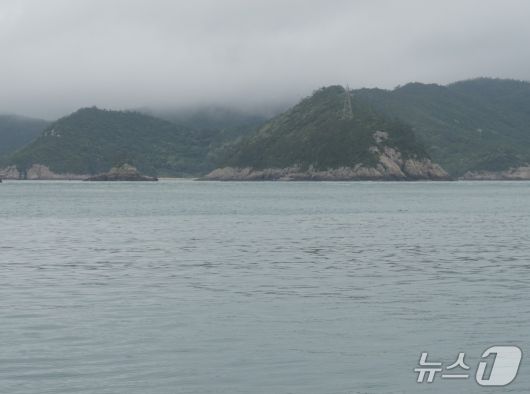 죽항도 건너편, 봉홧불을 피우던 신전리 목끝. 2025.7.11/뉴스1 ⓒ News1 조영석 기자