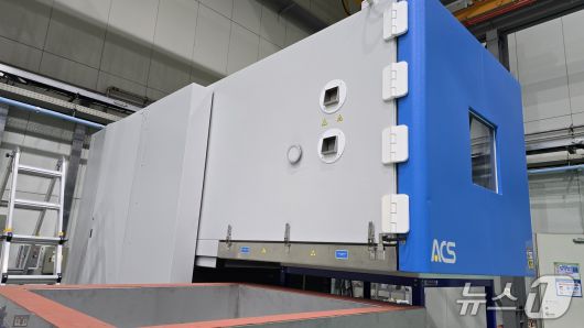 극한환경에서 제품 수명을 시험해볼 수 있는 복합진동시험기./뉴스1 ⓒNews1 윤주영 기자