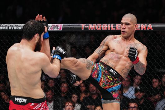 UFC 라이트헤비급 챔피언 마고메드 안칼라예프(러시아)와 랭킹 1위 알렉스 페레이라(브라질)가 다시 한번 타이틀을 두고 대결한다.(UFC 제공)