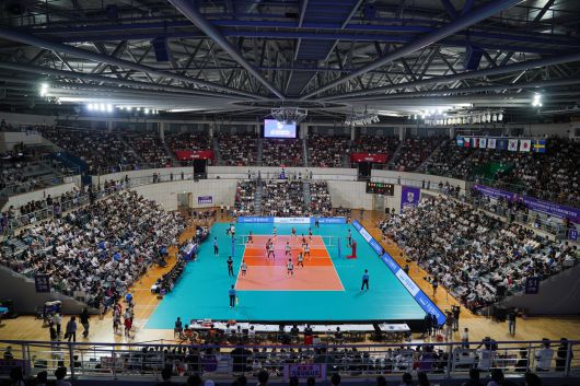 경기장을 가득 메운 관중(대한배구협회 제공)