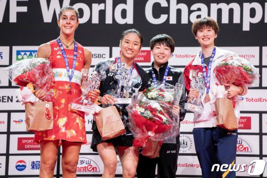 2023년 덴마크 세계선수권에서 한국 배드민턴사 최초로 단식 우승자가 된 안세영. ⓒ AFP=뉴스1