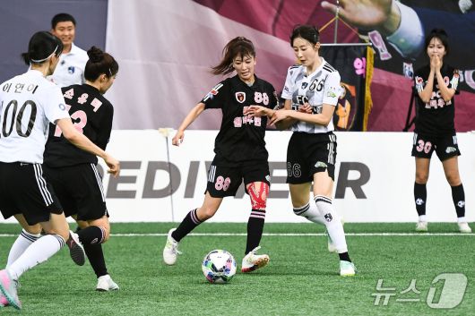 SBS 골 때리는 그녀들