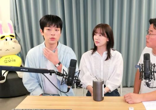 유튜브 '채널십오야' 라이브 방송 캡처