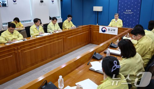 조현 외교부 장관이 6일 서울 종로구 외교부에서 열린 재외국민보호대책본부 본부-공관 합동 대책회의에서 모두발언을 하고 있다.  2025.9.6/뉴스1 ⓒ News1 김도우 기자