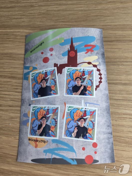 영국 런던 킹스크로스 지역에 있는 삼성전자의 브랜드 쇼케이스 '삼성 킹스크로스(KX)'에서 갤럭시Z플립7으로 찍고 인화한 사진. 2025.9.8/뉴스1 ⓒ 뉴스1 박주평 기자