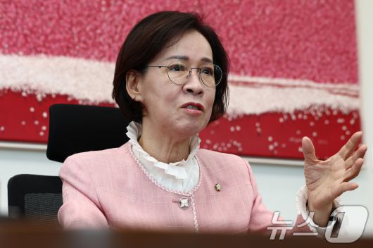 이인선 국회 여성가족위원장이 10일 서울 여의도 국회에서 뉴스1과 인터뷰를 하고 있다. ⓒ News1 김민지 기자