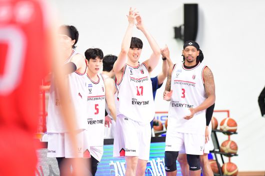 프로농구 안양 정관장이 9일 울산 현대모비스를 꺾고 단독 선두로 올라섰다. (KBL 제공)