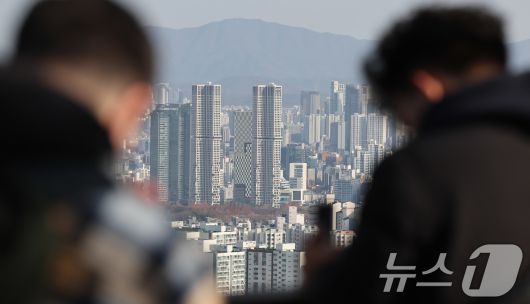 서울 남산에서 바라본 아파트 단지 모습. 2025.12.2/뉴스1 ⓒ News1 박지혜 기자