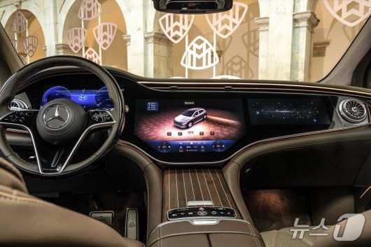 마이바흐 EQS 680 SUV 1열 ⓒ News1