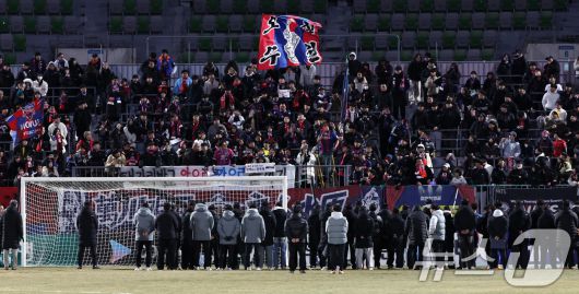 수원FC 이사회 전원이 강등 책임을 지고 사임한다. /뉴스1 ⓒ News1 구윤성 기자