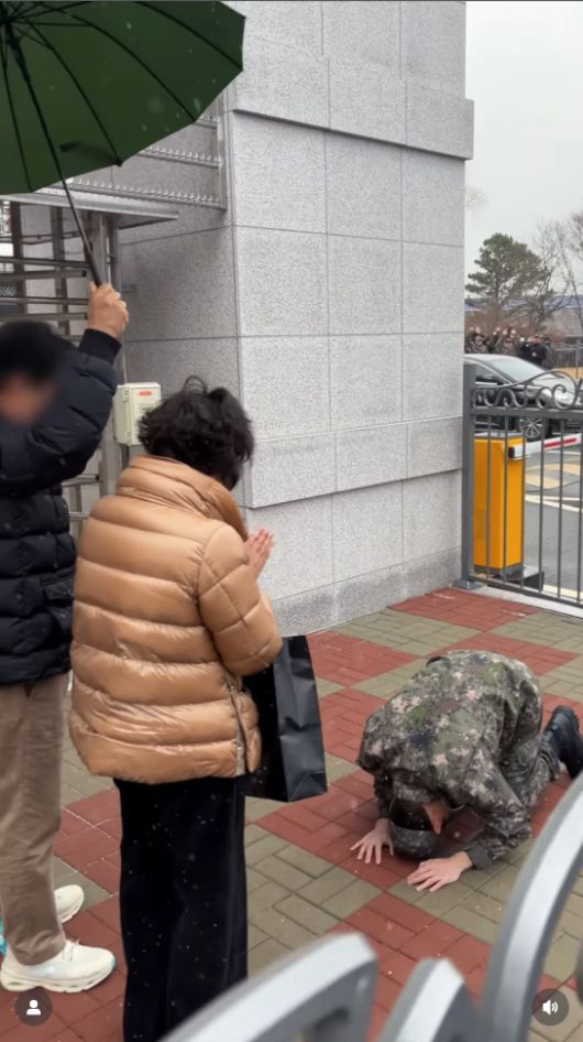 NCT 태용/ NCT 공식 인스타그램 캡처