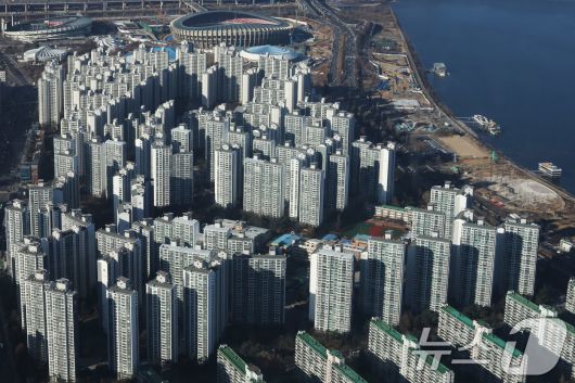 서울 아파트 모습  2025.12.26/뉴스1 ⓒ News1 이광호 기자