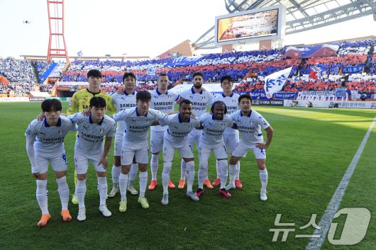 수원 삼성 선수들. 2025.12.7/뉴스1 ⓒ News1 박정호 기자
