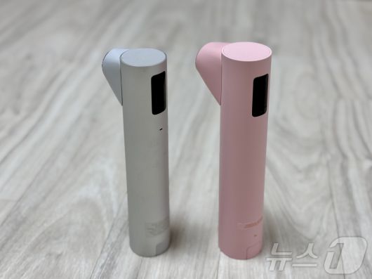 에이피알 에이지알의 하이포커스샷과 신제품 하이포커스샷 플러스(오른쪽) 제품. ⓒ News1 이민주 기자