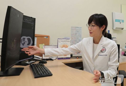 강혜린 한림대동탄성심병원 호흡기-알레르기내과 교수는 기저질환자일수록 폐렴 합병증을 더 주의해야 한다고 설명했다.(한림대동탄성심병원 제공)