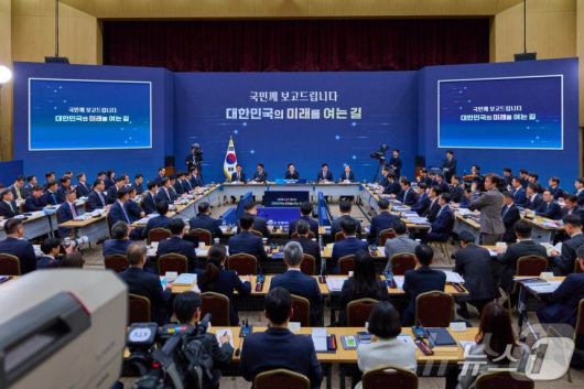 이재명 대통령이 지난해 12월 11일 세종시 정부세종컨벤션센터에서 열린 기획재정부(국세청·관세청·조달청)-국가데이터처 업무보고(2026년 대도약하는 경제, 신뢰받는 데이터)에서 발언하고 있다. (대통령실 제공. 재판매 및 DB 금지) ⓒ News1