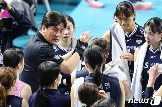 V리그 GS칼텍스 감독으로 여자 선수들을 지도해 본 경험이 있는 차상현 감독. /뉴스1 DB ⓒ News1 김도우 기자