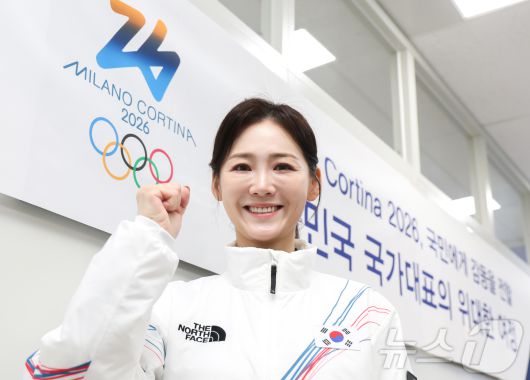 이수경 대한빙상경기연맹 회장 겸 2026 밀라노 코르티나담페초 동계올림픽 선수단장이 15일 오후 서울 송파구 대한체육회에서 뉴스1과 인터뷰를 하고 있다. 2026.1.15/뉴스1 ⓒ News1 김진환 기자