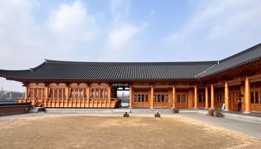 전주 덕진공원 내 연화정도서관./뉴스1 ⓒ News1 신현우 기자