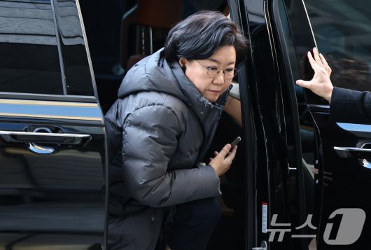 이혜훈 기획예산처 장관 후보자가 22일 오전 서울 중구 예금보험공사에 마련된 인사청문회 준비 사무실로 출근하고 있다. 2026.1.22/뉴스1 ⓒ News1 김도우 기자