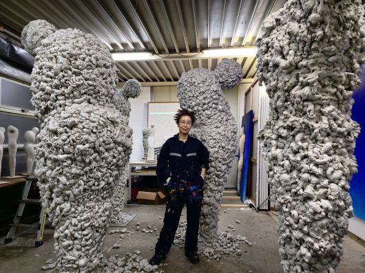 우글 우글 우글이와 데비한 작가