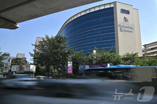 INDIA-MICROSOFT-INVESTMENT-TECHNOLOGY-AI ⓒ AFP=뉴스1