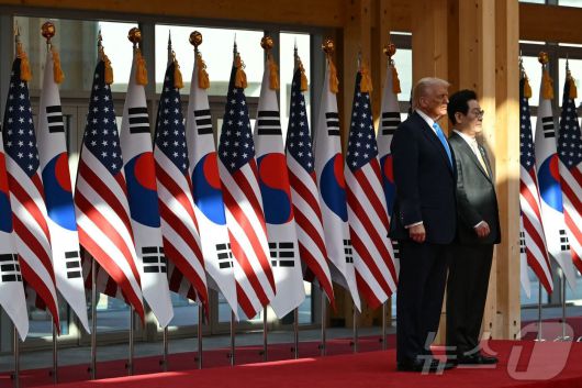 이재명 대통령과 도널드 트럼프 미국 대통령이 지난해 10월 29일 경주 국립박물관에서 정상회담에 앞서 열린 환영 행사에 참석했다. 2025.10.29 ⓒ AFP=뉴스1 ⓒ News1 최종일 선임기자